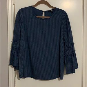 Worn once. It is just not my style anymore!